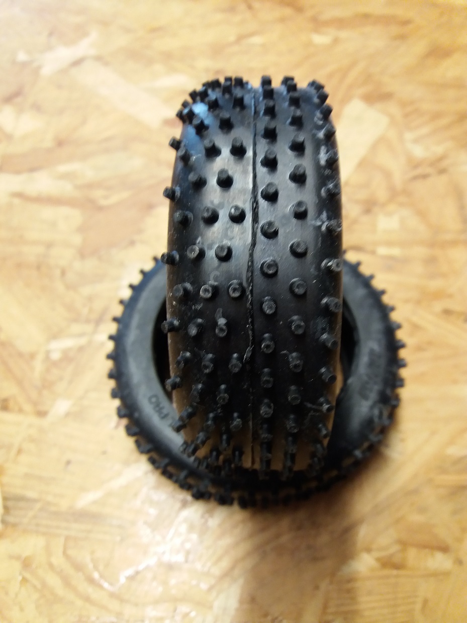 1:8 Medial Pro Buggy Reifen - TYRE RAPTOR M2 Medium+ Foam